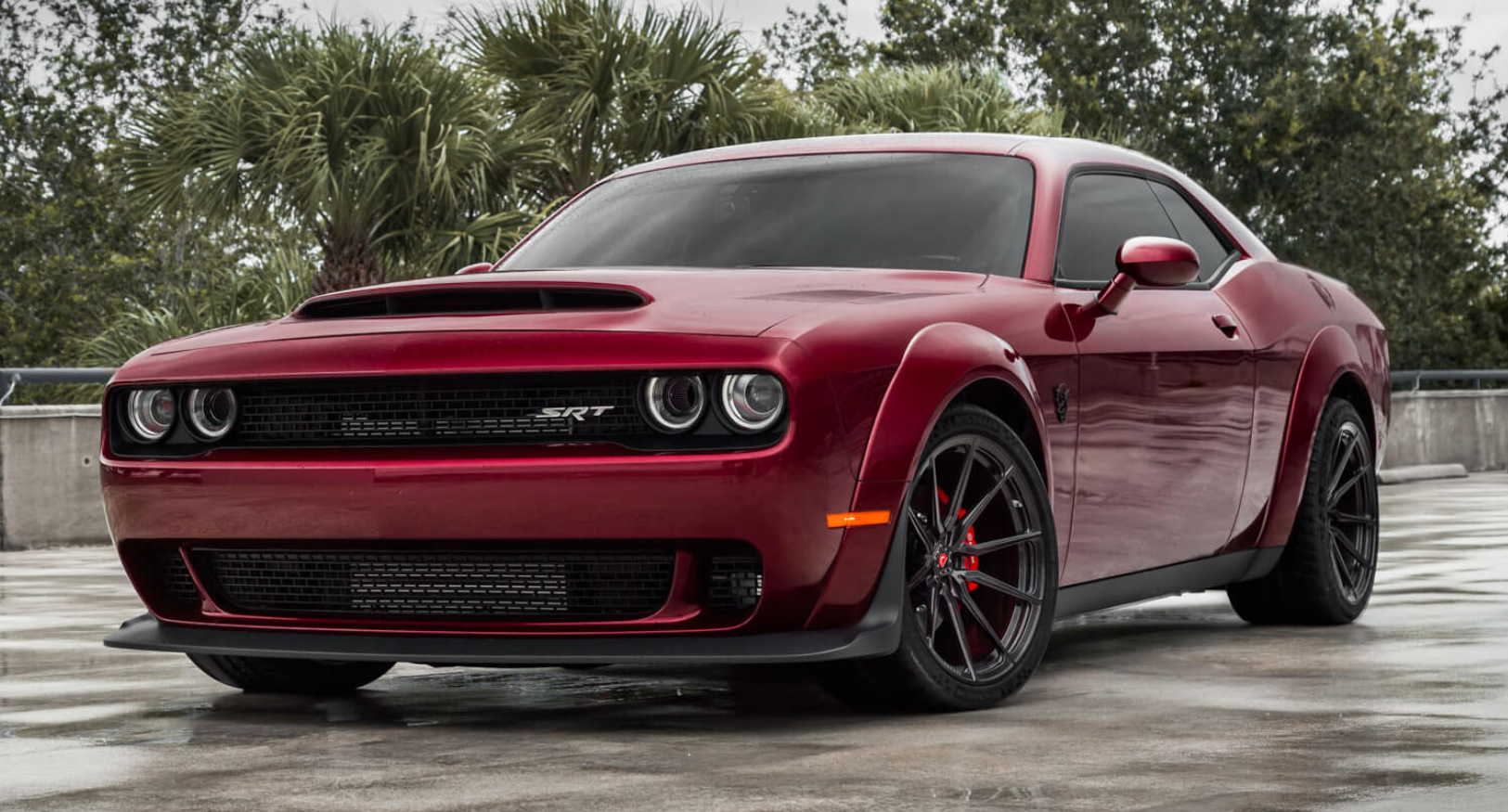 Dodge srt 170. Додж Челленджер демон. Додж СРТ демон. Додж Челленджер 2021. Додж Челленджер демон 2020.